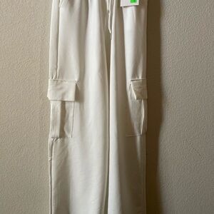 NWT White Cargo Pants S
